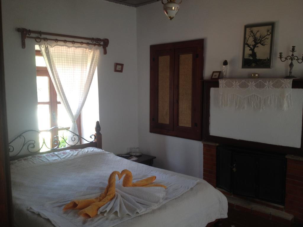 Salkim Konak Ve Agac Evler Guest House Selçuk Cameră foto