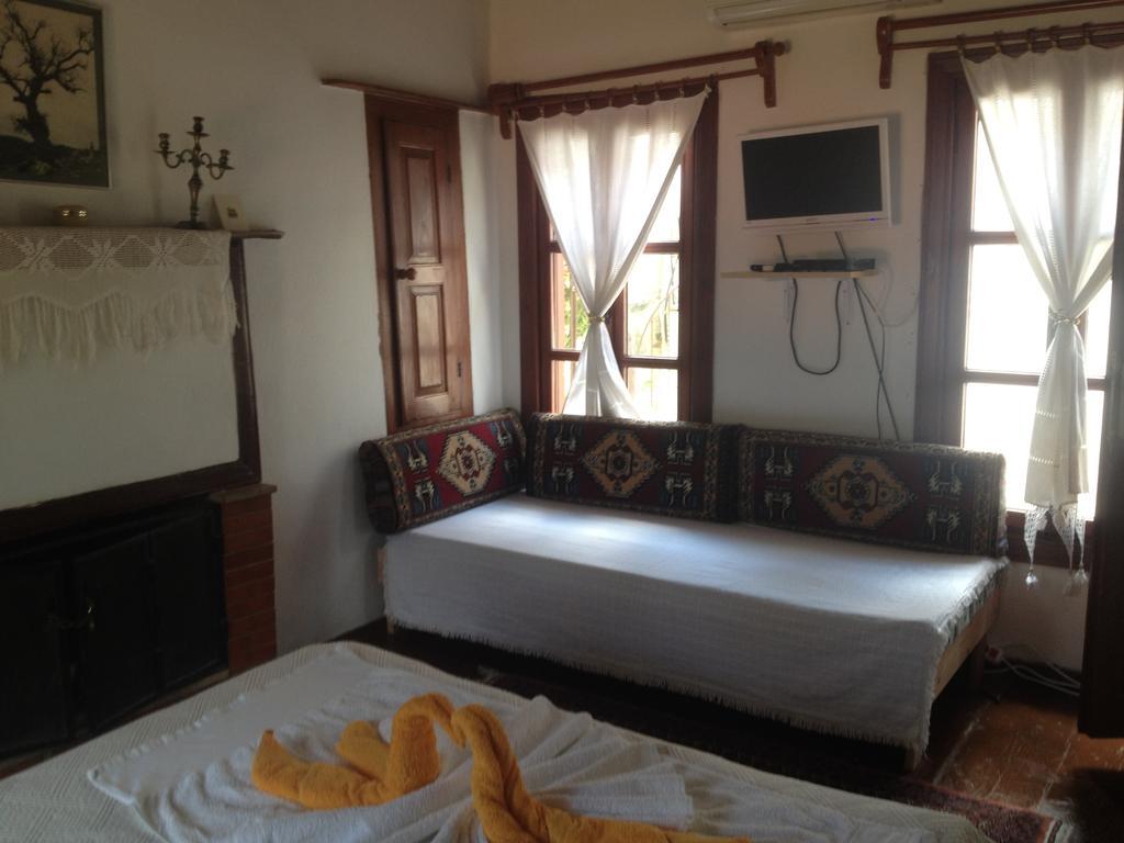 Salkim Konak Ve Agac Evler Guest House Selçuk Cameră foto